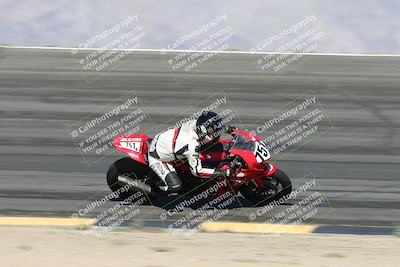 media/May-10-2025-Race Pace (Sat) [[db32fef2da]]/Vested/3-Bowl Set 1 (9am)/